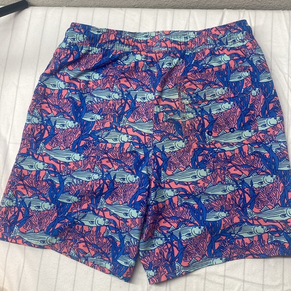 VINEYARD VINES Chappy Print Swim Trunks - Coral Papaya Passion Size Large - Picture 4 of 12